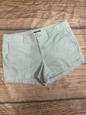 Gap Women’s Mint Green Stretch Chino Shorts Size 10